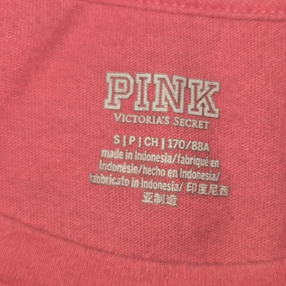 PINK Victoria's Secret Bundle! Sweatshirt/Tank/Tshirt - Picture 7 of 7